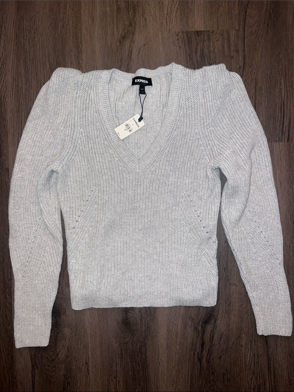 NWT Express Light Gray V-Neck Ribbed Knit Sweater